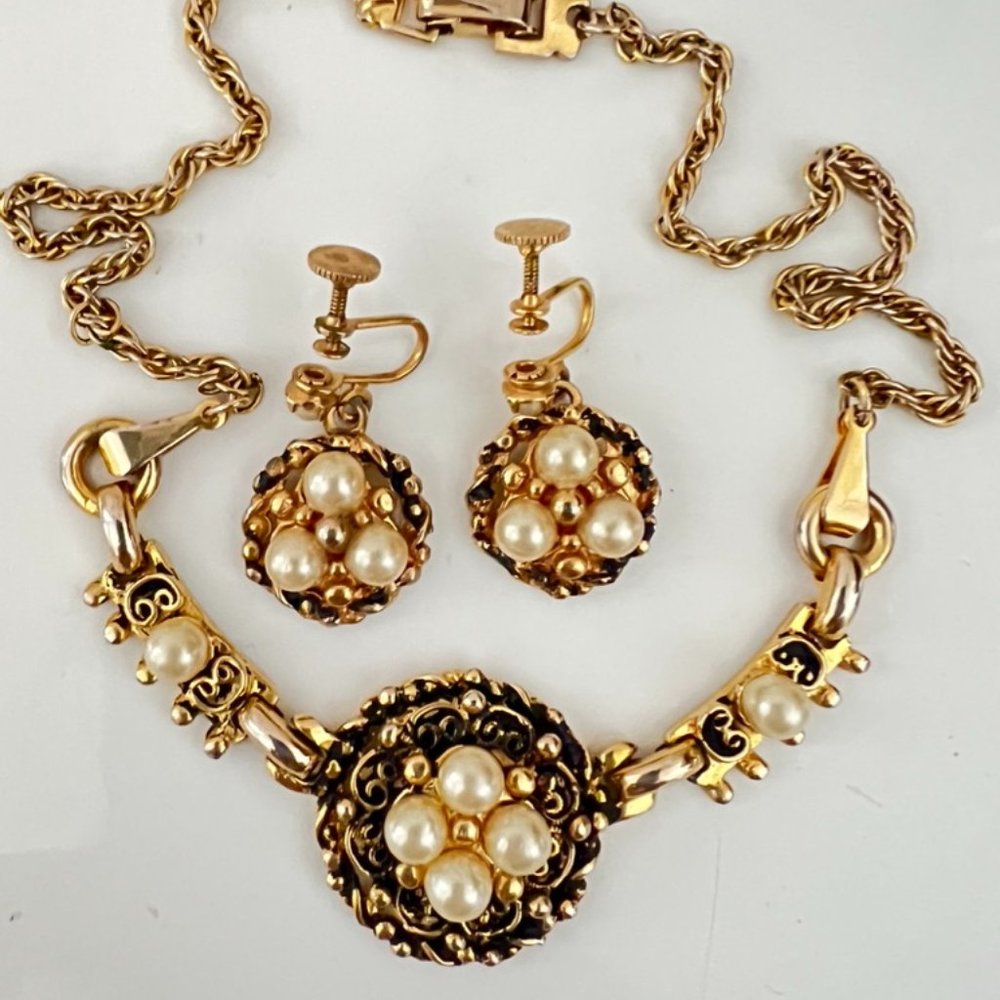 Vintage Barclay Golden Tone Faux Pearls Necklace & Earrings Jewelry Set